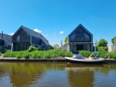 Holiday house Water Villa in Balk by Frisian Lakes - Holiday house
