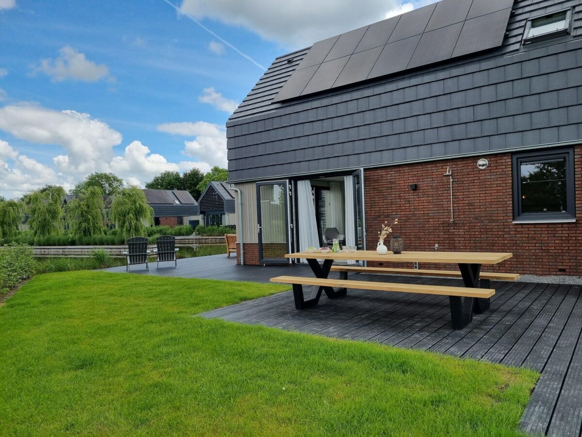 Holiday house Villa am Wasser mit Anlegesteg - Outdoor photo 3