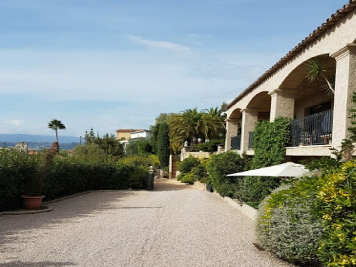 Holiday house Superb Villa with swimming pool in Nice
