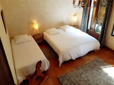 Holiday house Superb Villa with swimming pool in Nice - Features photo 8