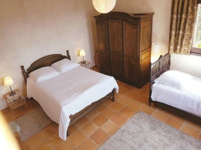 Holiday house Superb Villa with swimming pool in Nice - Features photo 21