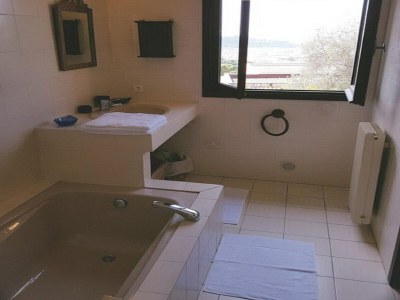 Holiday house Superb Villa with swimming pool in Nice - Features photo 22