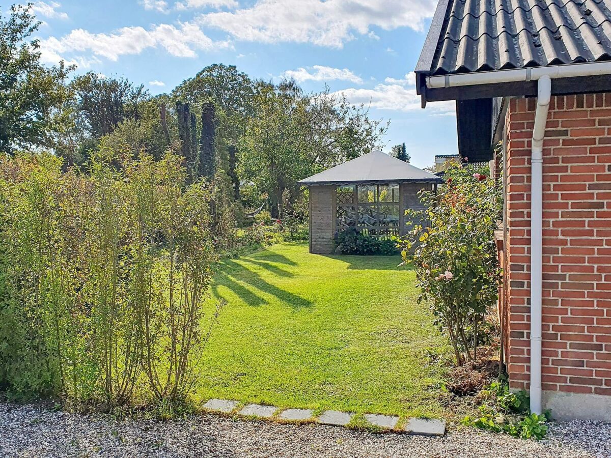 Holiday house 6 person holiday home in Rødvig Stevns-By Traum - Outdoor photo 2