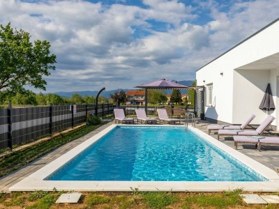Villa BlueLagoon Pool-Whirlpool - Outdoor photo 2