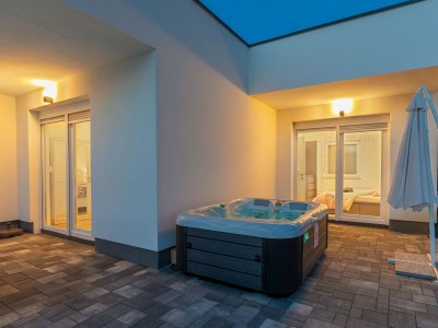 Villa BlueLagoon Pool-Whirlpool - Outdoor photo 10