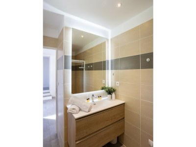 Villa CLOS DES COSTES LE BEAUSSET - Features photo 35