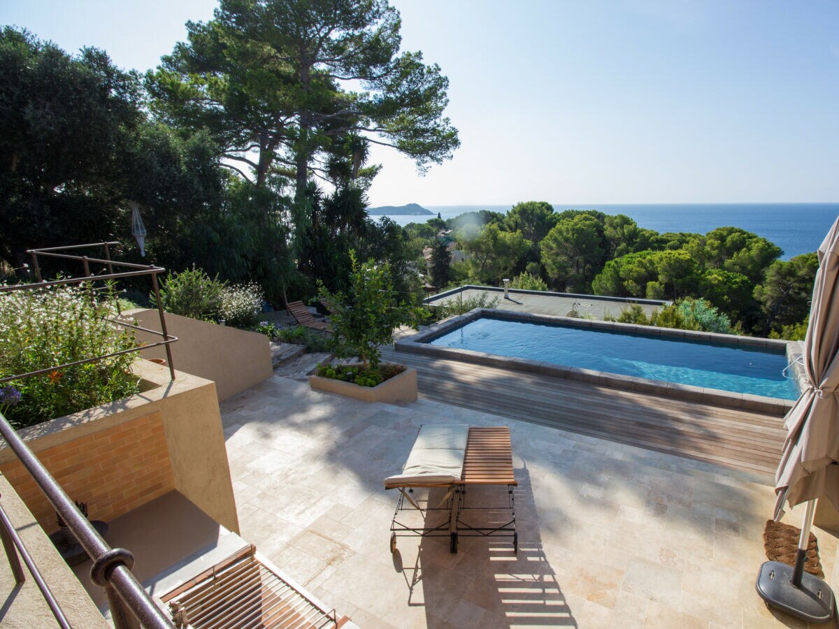 Holiday house BOHÈME HYERES GIENS - Outdoor photo 2