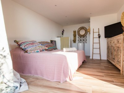 Holiday house BOHÈME HYERES GIENS - Features photo 27