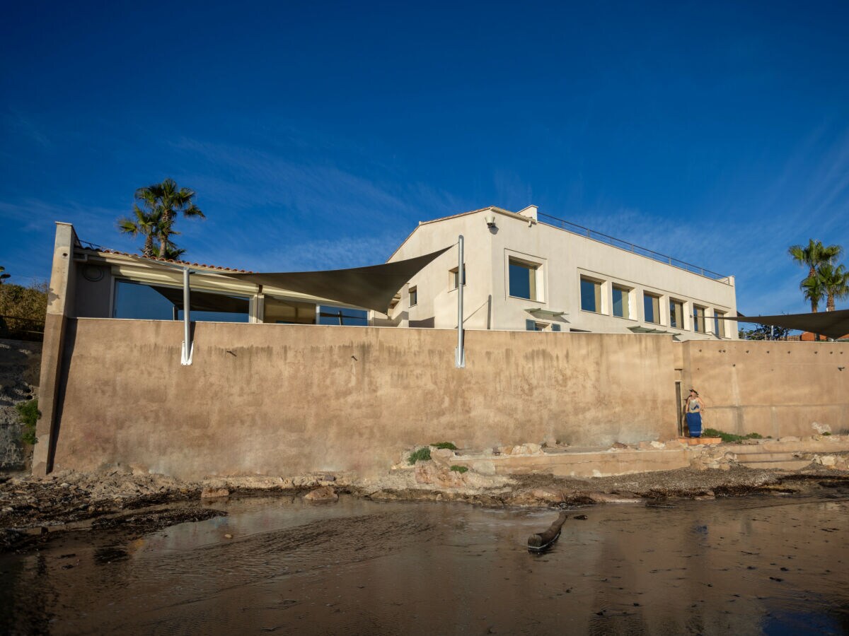 Holiday house MAISON DE LA PLAGE HYERES ALMANARRE - Outdoor photo 5