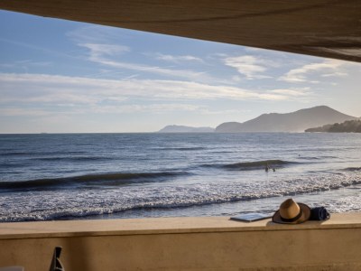 Holiday house MAISON DE LA PLAGE HYERES ALMANARRE - Outdoor photo 6