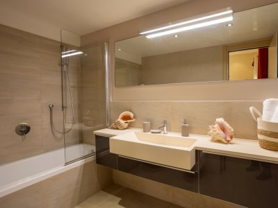 Holiday house MAISON DE LA PLAGE HYERES ALMANARRE - Features photo 11