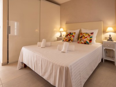 Holiday house MAISON DE LA PLAGE HYERES ALMANARRE - Features photo 12