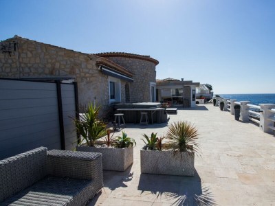 Villa VILLA LES ALBATROS SAINT MANDRIER SUR MER - Outdoor photo 6