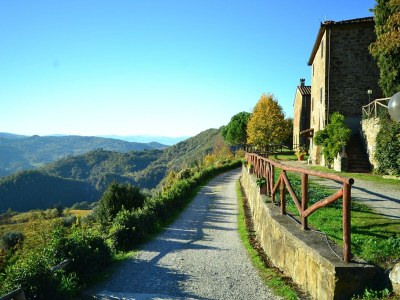 Farmhouse Farmhouse in Dicomano with Tuscan Views - Outdoor photo 2