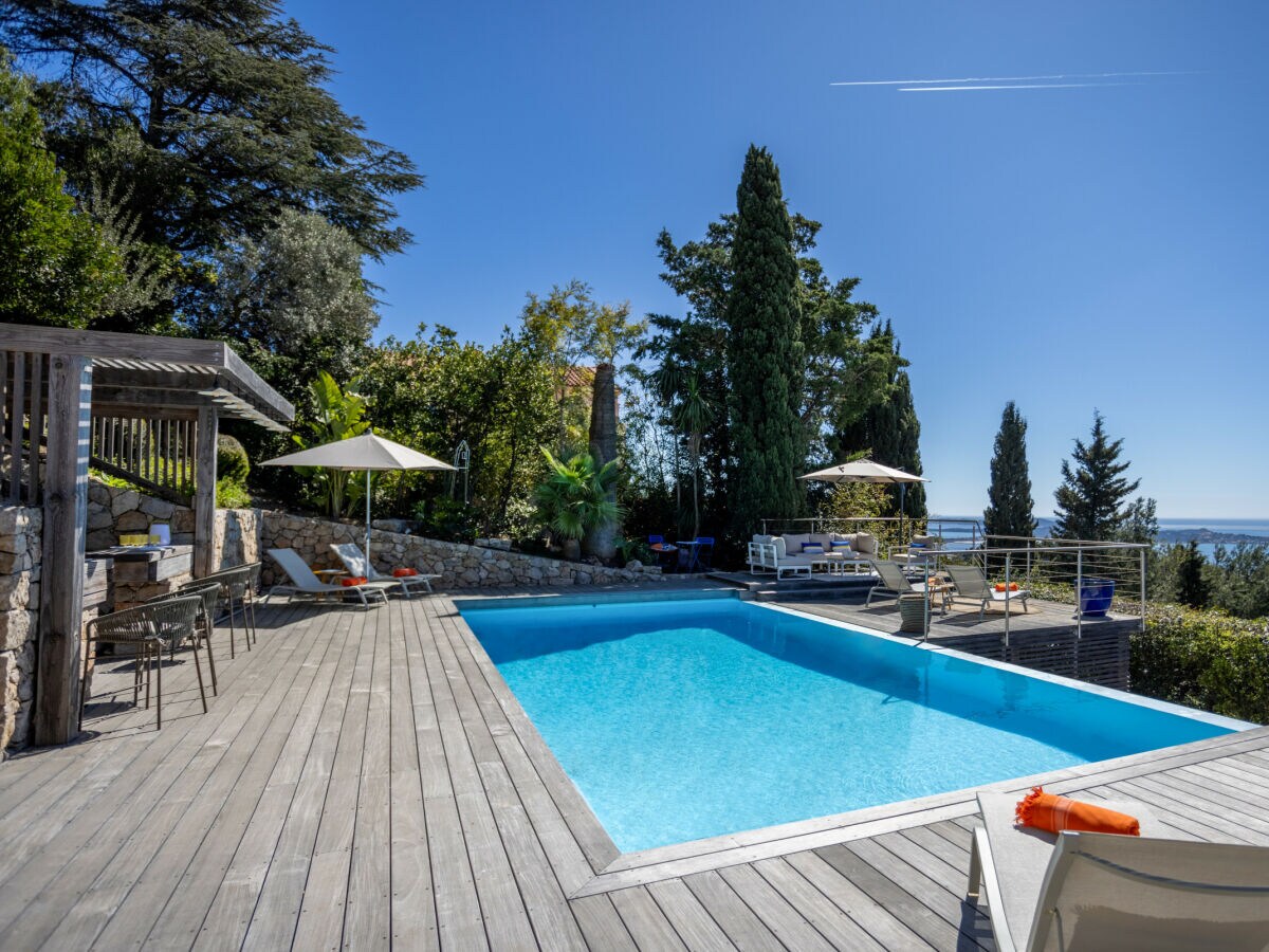 Villa VILLA MOUNTA CARQUEIRANNE - Outdoor photo 5