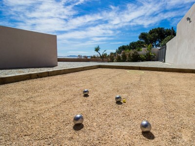 Villa VILLA TITIMAMA CARQUEIRANNE - Outdoor photo 8