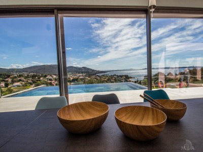 Villa VILLA TITIMAMA CARQUEIRANNE - Features photo 28