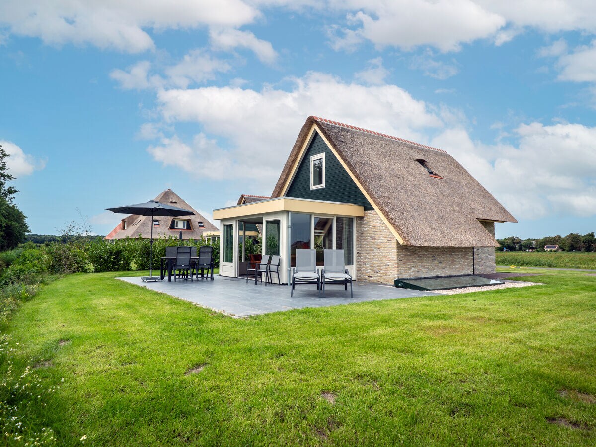 Villa Country house "Buytencoogh" - Outdoor photo 5