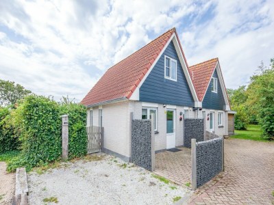 Holiday house Gemütlicher und grüner Texel-Urlaub für zwei - Outdoor photo 2