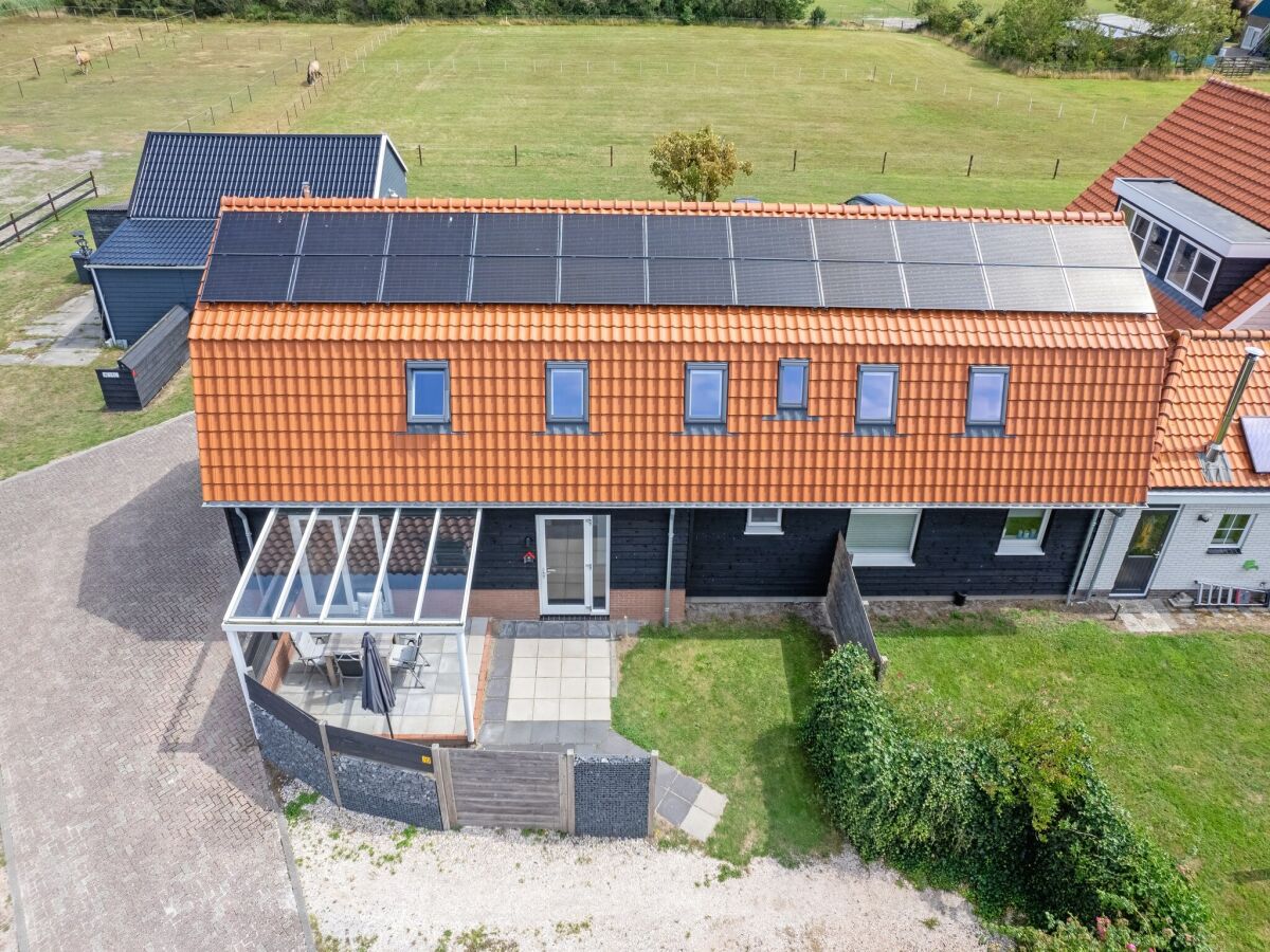 Holiday house Holiday home near forest with wellness garden - Outdoor photo 3