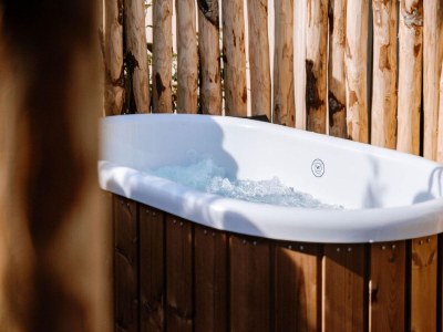 Holiday park Wellness Cabin in Netherlands with Outdoor Spa - Outdoor photo 34