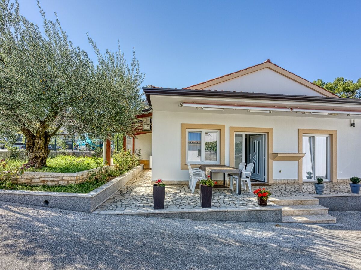 Apartment Apartment Porec-Jug