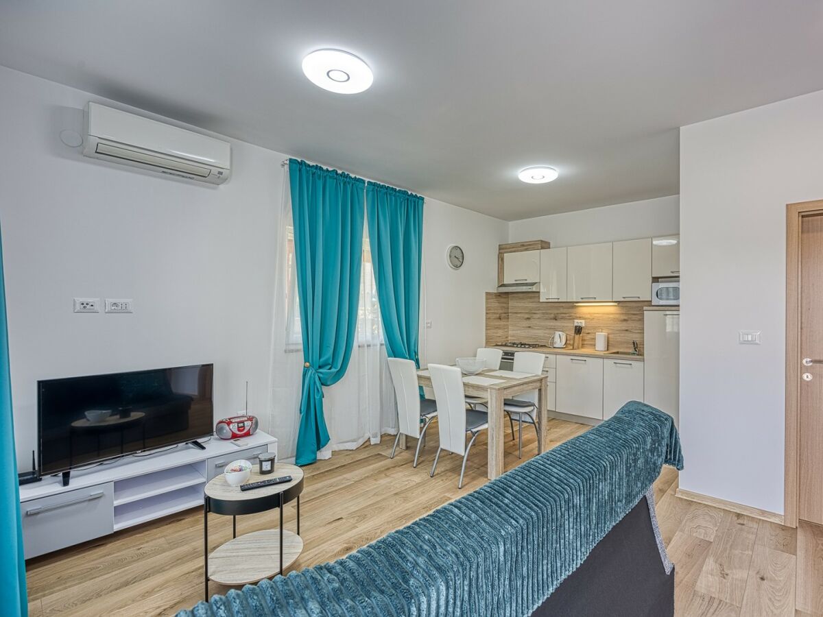 Apartment Apartment Porec-Jug - Features photo 4