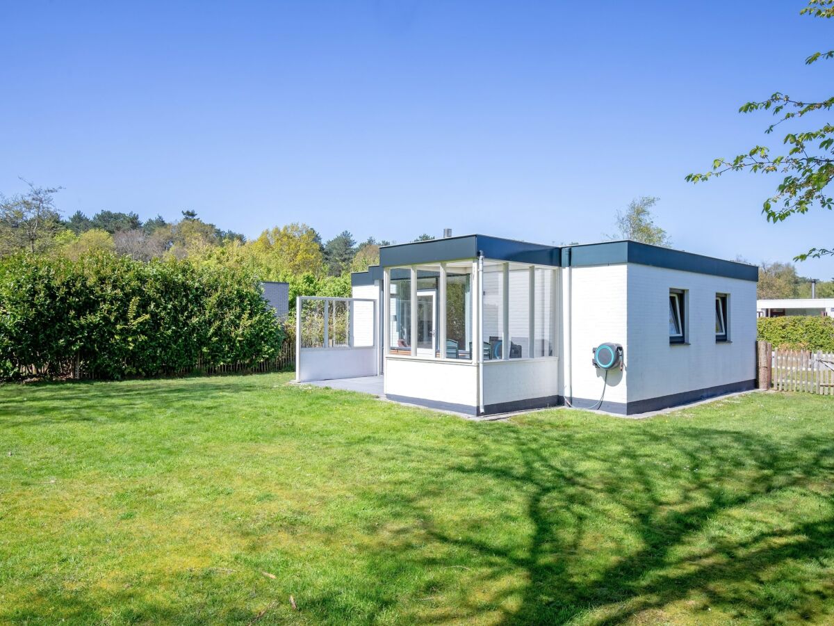 Holiday house Gemütliches Ferienhaus mit Whirlpool auf Texel