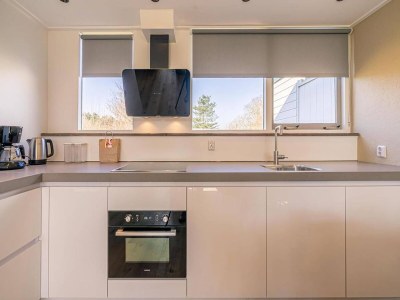 Holiday house Gemütliches Ferienhaus mit Whirlpool auf Texel - Features photo 18