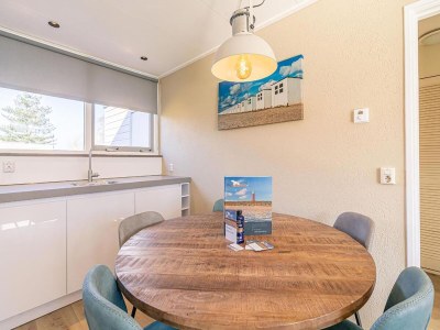 Holiday house Gemütliches Ferienhaus mit Whirlpool auf Texel - Features photo 27