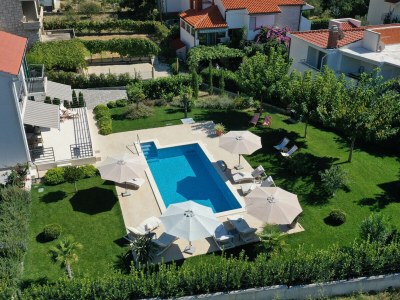 Holiday house Holiday home "Ana" - Outdoor photo 4