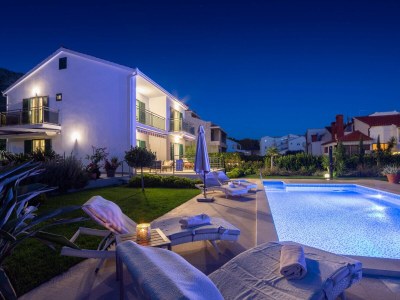 Holiday house Holiday home "Ana" - Outdoor photo 10