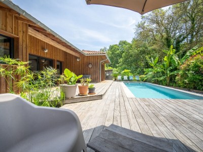 Villa Wooden Villa in Moliets - Villa