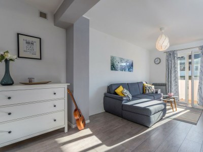 Apartment Apartment Bella with Balcony - Features photo 4