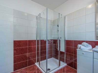 Apartment Apartment Bella with Balcony - Features photo 16