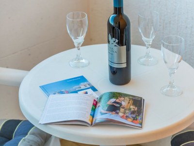 Apartment Apartment Bella with Balcony - Features photo 22