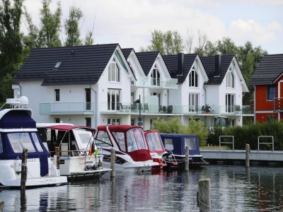 Apartment Appartement Hafenflair am Plauer See - Outdoor photo 2