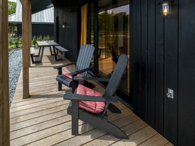 Holiday park Villa in Friesland mit Garten und Terrasse - Outdoor photo 2