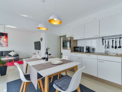 Holiday apartment Olujic 2 - Features photo 19