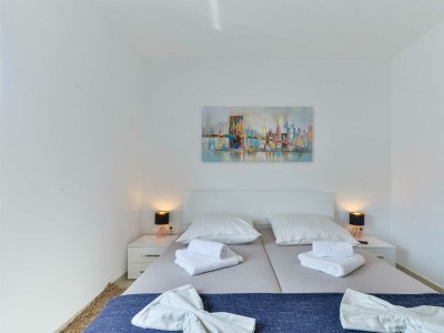 Holiday apartment Olujic 2 - Features photo 24