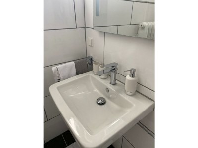 Apartment Appartement/Fewo, Dusche/Bad, WC, Wohn-/Schla - Features photo 16