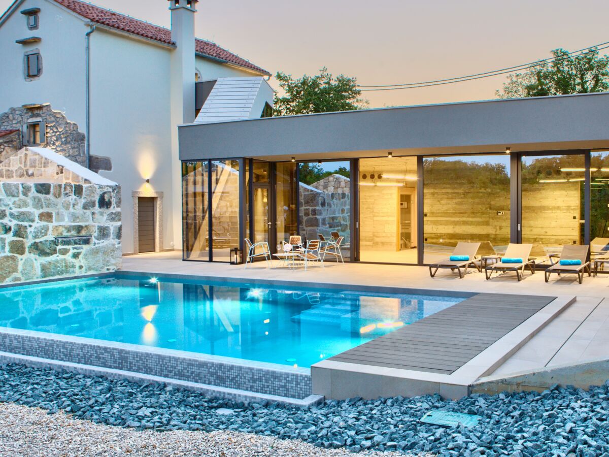 Villa Villa JERINI with a 50m2 heated saltwater pool and wellness Jacuzzi nearby - Outdoor photo 2