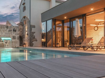 Villa Villa JERINI with a 50m2 heated saltwater pool and wellness Jacuzzi nearby - Outdoor photo 3