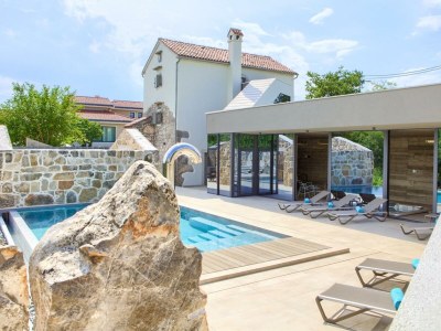 Villa Villa JERINI with a 50m2 heated saltwater pool and wellness Jacuzzi nearby - Outdoor photo 9
