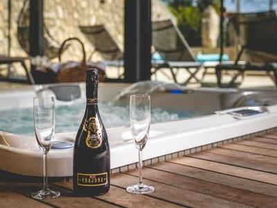 Villa Villa JERINI with a 50m2 heated saltwater pool and wellness Jacuzzi nearby - Outdoor photo 16