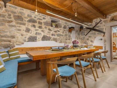 Villa Villa JERINI with a 50m2 heated saltwater pool and wellness Jacuzzi nearby - Features photo 23