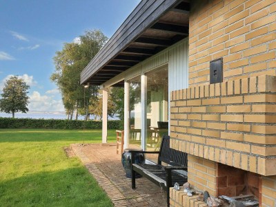 Holiday house Seafront Holiday Home with Hot Tub - Outdoor photo 8