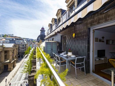 Apartment Aire de La Concha | The Rentals Collection in San Sebastián - Apartment