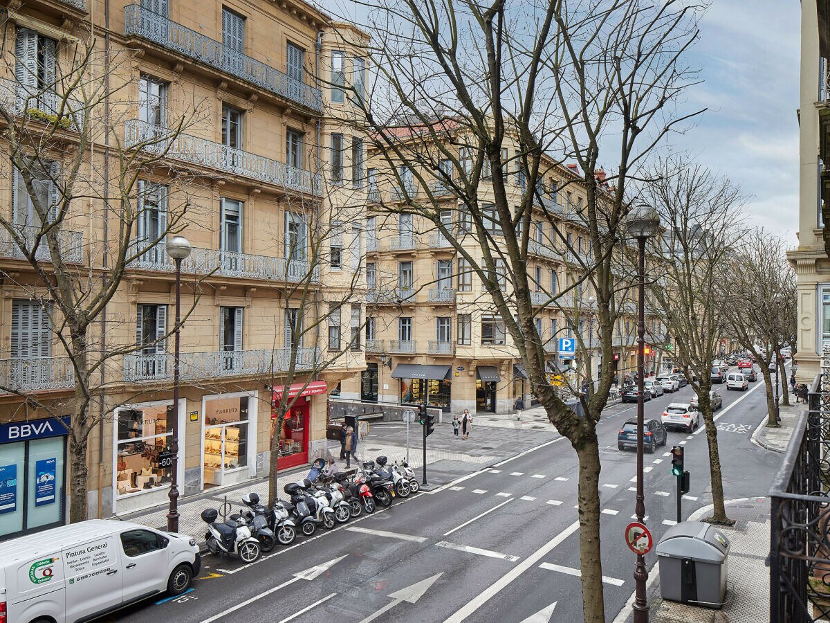 Apartment Arima | The Rentals Collection - Outdoor photo 2