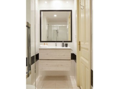 Apartment Arima | The Rentals Collection - Features photo 17